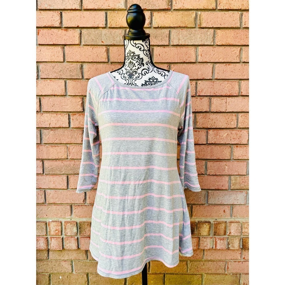EUC Women's Calvin Klein Gray and Pink Striped 3/4 Sleeve Top Size M